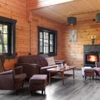 Коттедж (С 3 спальнями), База отдыха Ладога-озеро