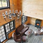 Коттедж (С 3 спальнями), База отдыха Ладога-озеро