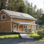 Коттедж (Карельская деревня двухэтажный), База отдыха Ладога-озеро