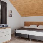 Коттедж (Карельская деревня двухэтажный), База отдыха Ладога-озеро