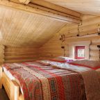 Дом (Сосновый с двуспальной кроватью), База отдыха Ладога-озеро