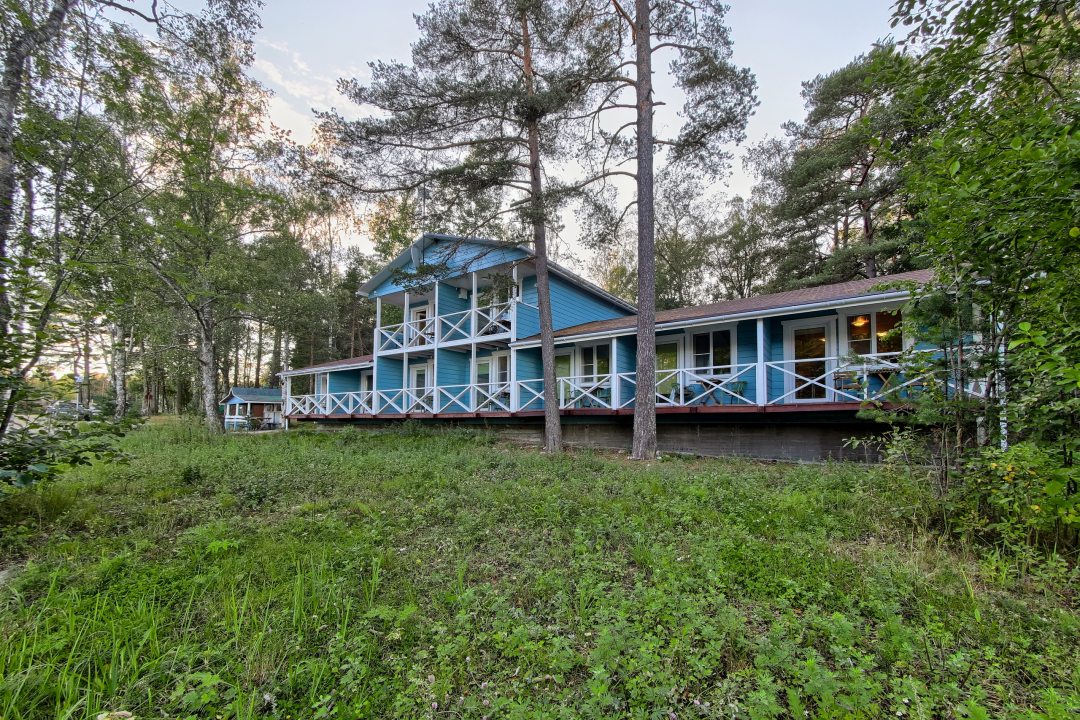 Апартаменты (Апартаменты с террасой) базы отдыха Ладога-озеро, Приозерск