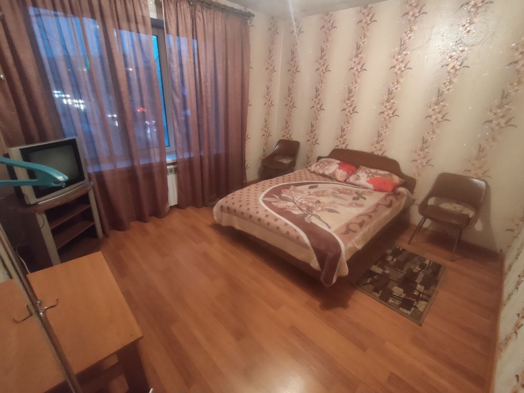 Одноместный (Эконом, С двуспальной кроватью) гостиницы Альянс, Прокопьевск