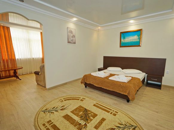 Фотография номера гостиницы Золотая Лилия