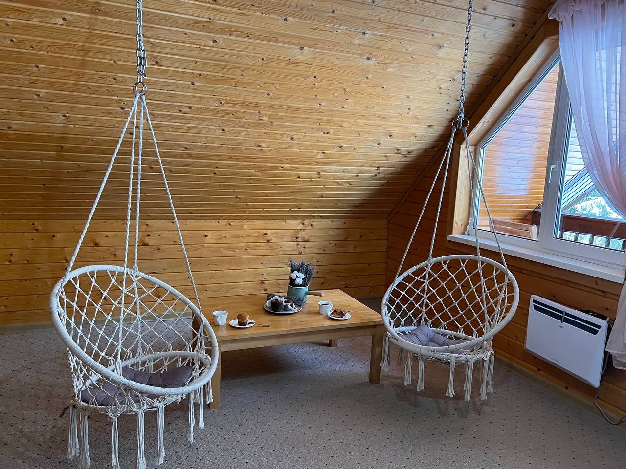 Семейный коттедж с горячей купелью