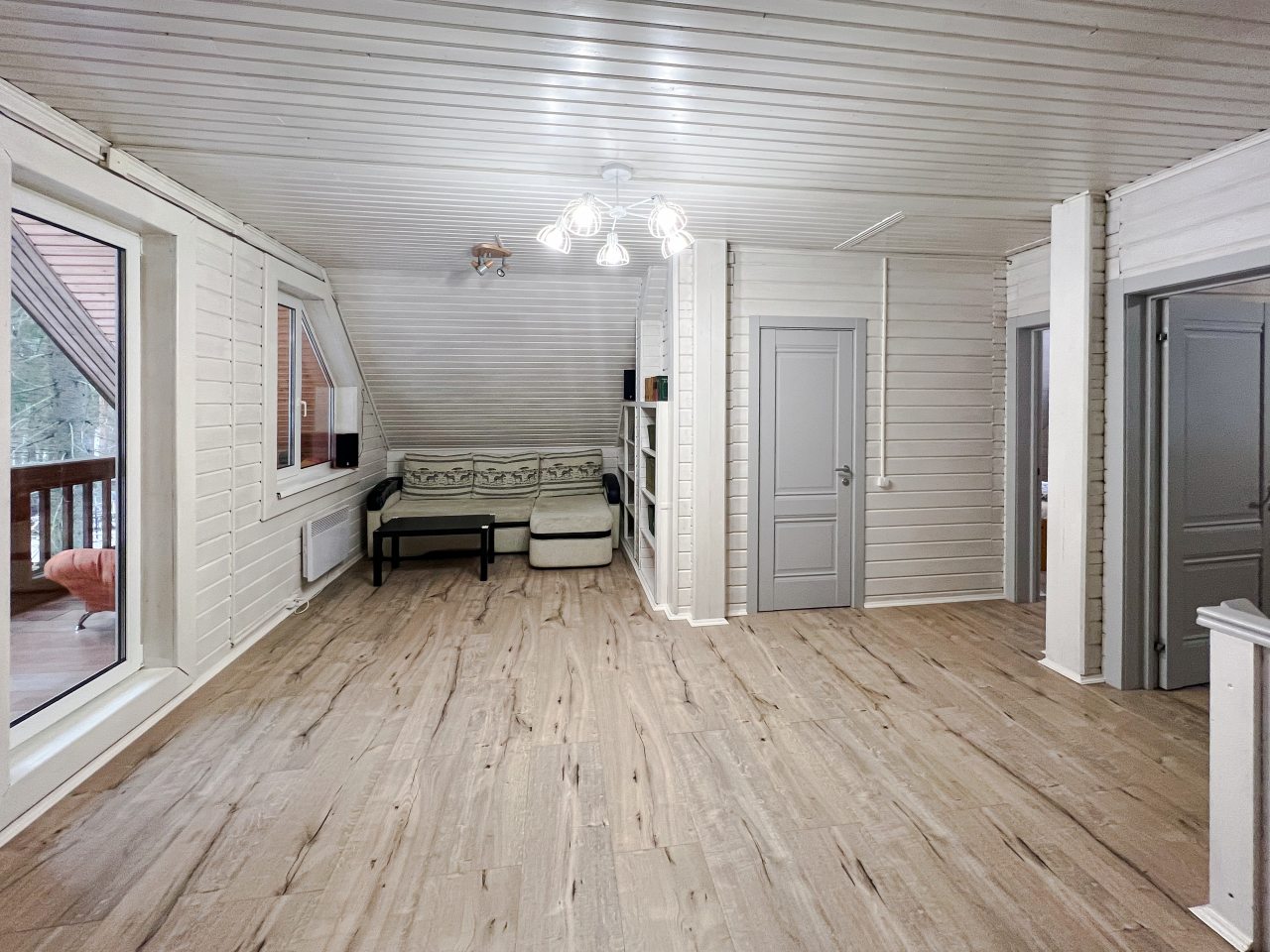 Семейный коттедж с горячей купелью