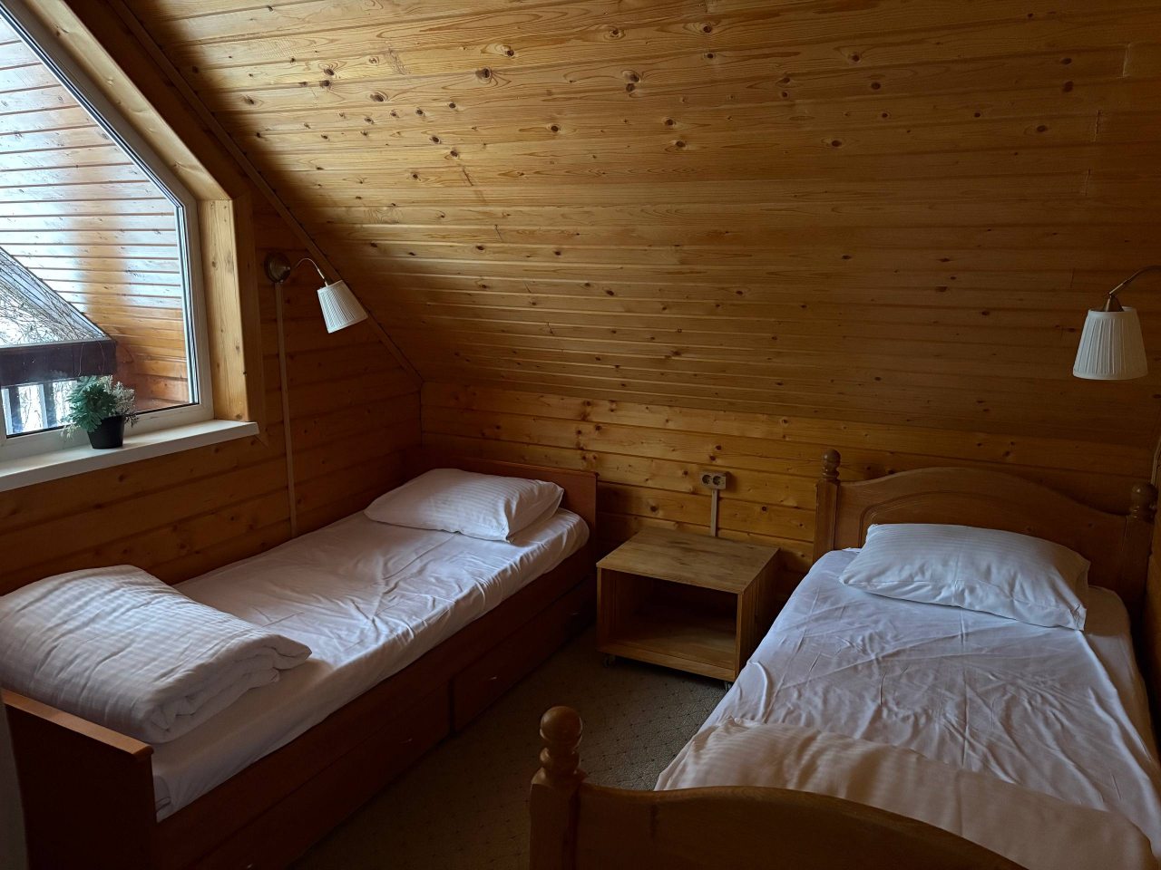 Семейный коттедж с горячей купелью