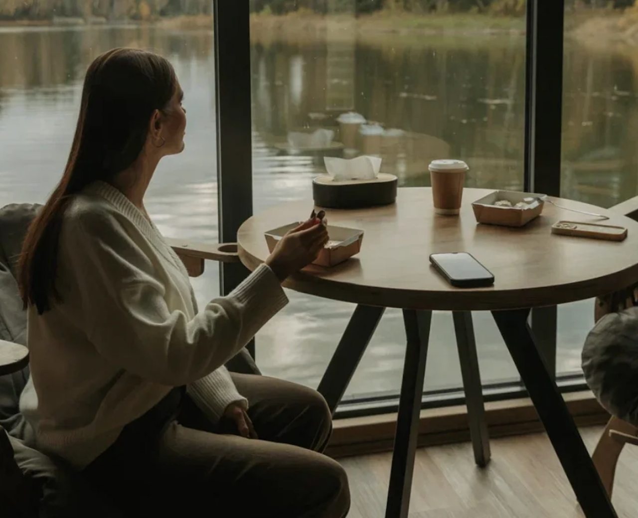 Дом (На воде с сауной), База отдыха Истра Коттедж