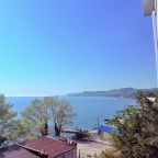 Вид на море, Отель Афродита