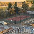 Теннисный корт, Туристский комплекс Танаис