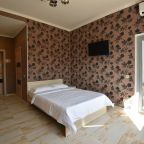 De Luxe (С балконами), Гостевой дом Кострома