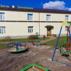 Детская площадка, Мини-отель Гостилицы