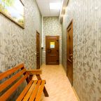 Вход в спа-комплекс, с правой стороны вход в раздевалку