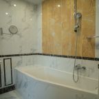 Апартаменты, Отель Аристократ