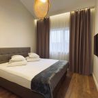 Коттедж, Отель Аристократ