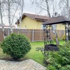 Коттедж, Отель Аристократ