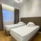 Коттедж (Коттедж 26), Отель Аристократ