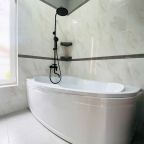 Коттедж (Коттедж 26), Отель Аристократ