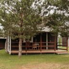 Дом (Дом с 1 спальней (3 взрослых)), База отдыха Родное