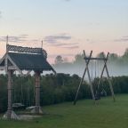 Качели, База отдыха Родное