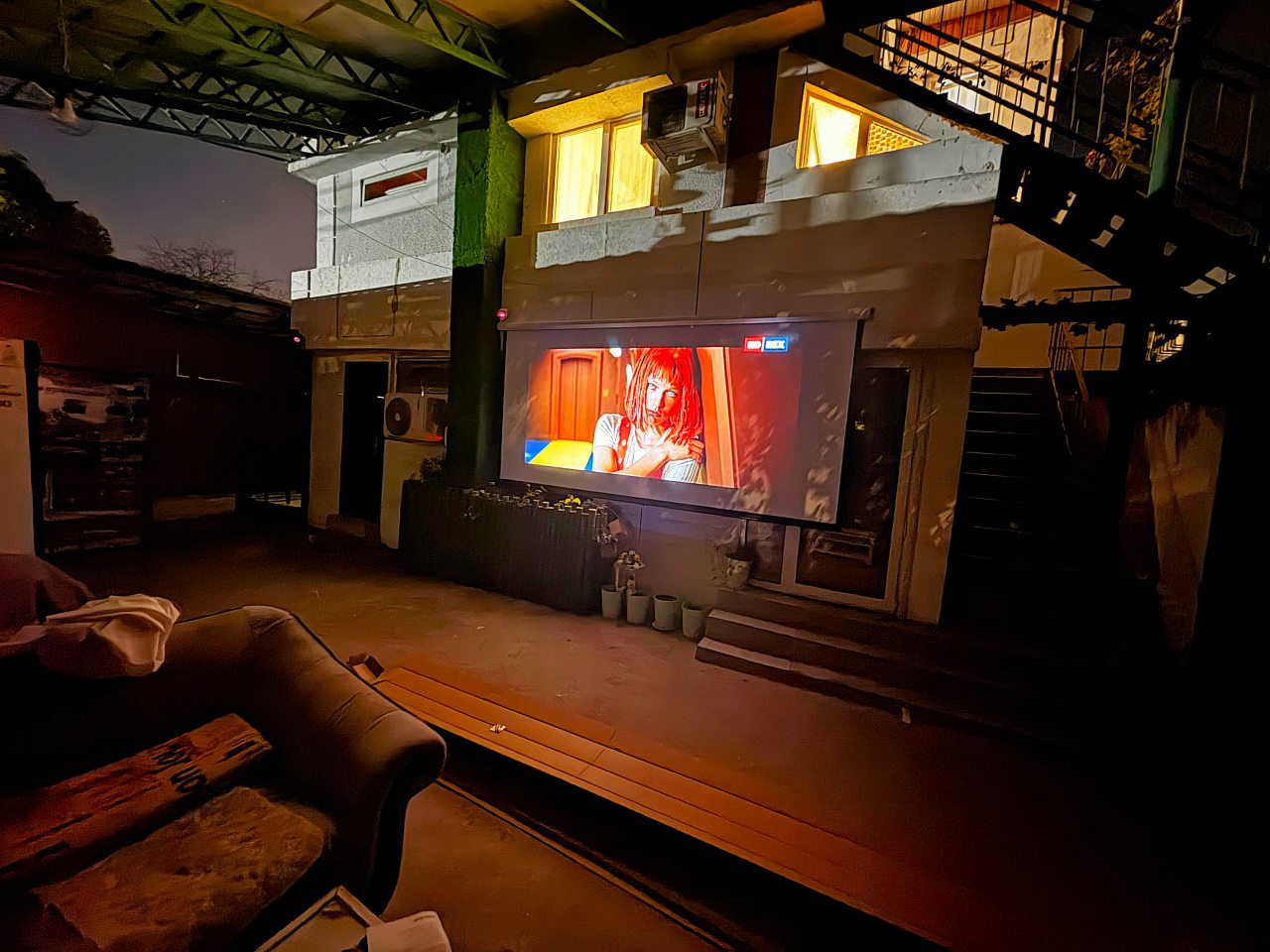 Барбекю, Гостевой дом Дом друзей