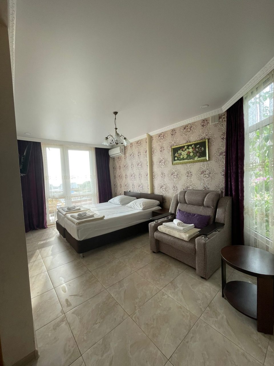 Четырехместный, Гостевой дом У Луизы