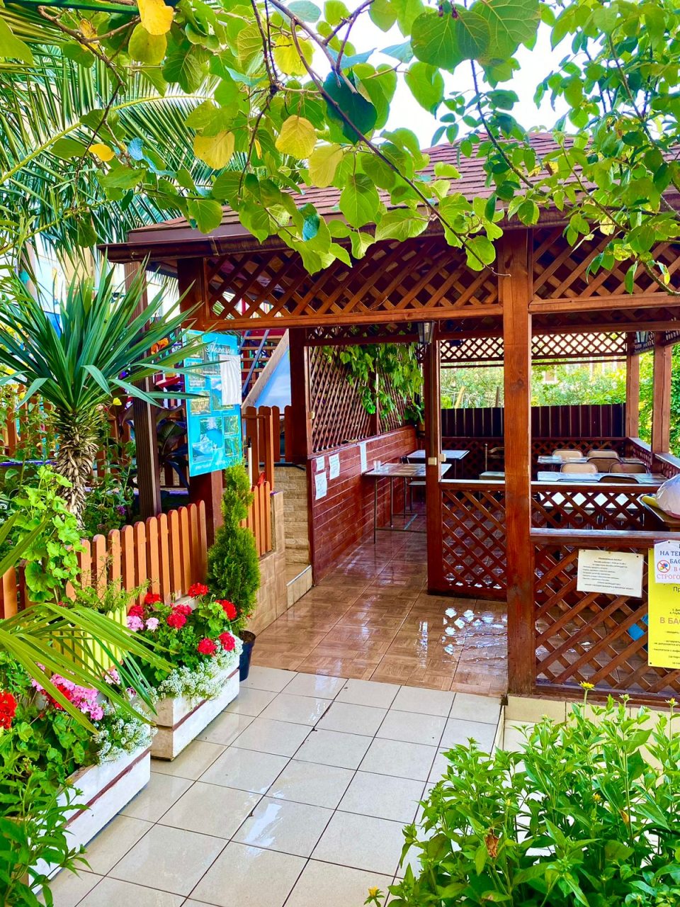 Четырехместный, Гостевой дом У Луизы