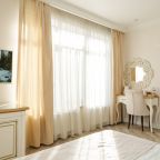 Полулюкс (Provence полулюкс с балконом № 20), Отель Лель