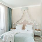 Люкс (Provence люкс с балконом № 40), Отель Лель