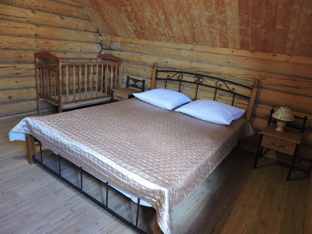 Двухместный (Двухкомнатный с двуспальной кроватью) гостиницы Русь Отель, Сарапул