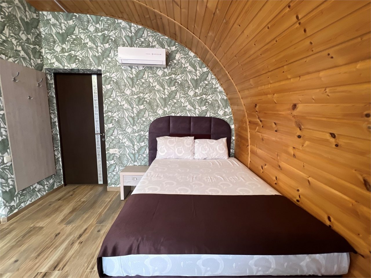 Трехместный (Стандарт+), Отель Кавказ