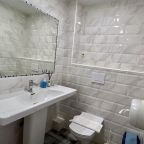 Трехместный (Стандарт+ с балконом), Отель Кавказ