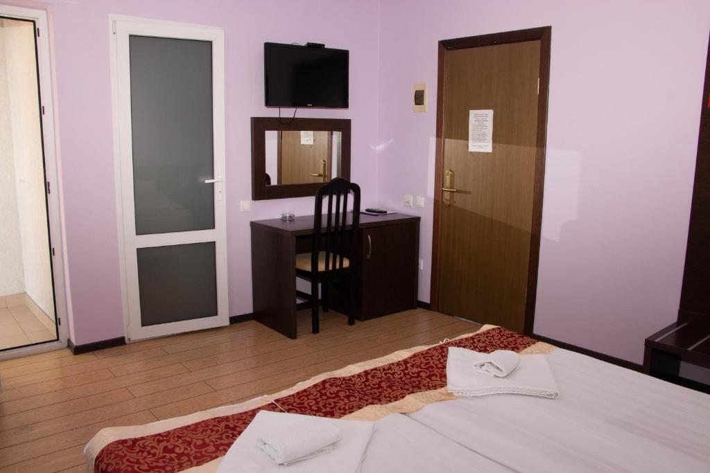 Двухместный (Стандартный двухместный номер с 2 отдельными кроватями) отеля Велес, Дагомыс