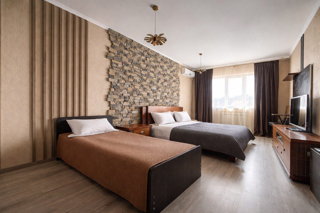 Трехместный (Стандартный с двуспальной и 1 односпальной кроватями), Отель Villa Vita