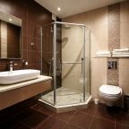 Трехместный (Стандартный с двуспальной и 1 односпальной кроватями), Отель Villa Vita