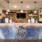 Трехместный (Стандартный с двуспальной и 1 односпальной кроватями), Отель Villa Vita