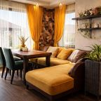 Трехместный (Стандартный с двуспальной и 1 односпальной кроватями), Отель Villa Vita