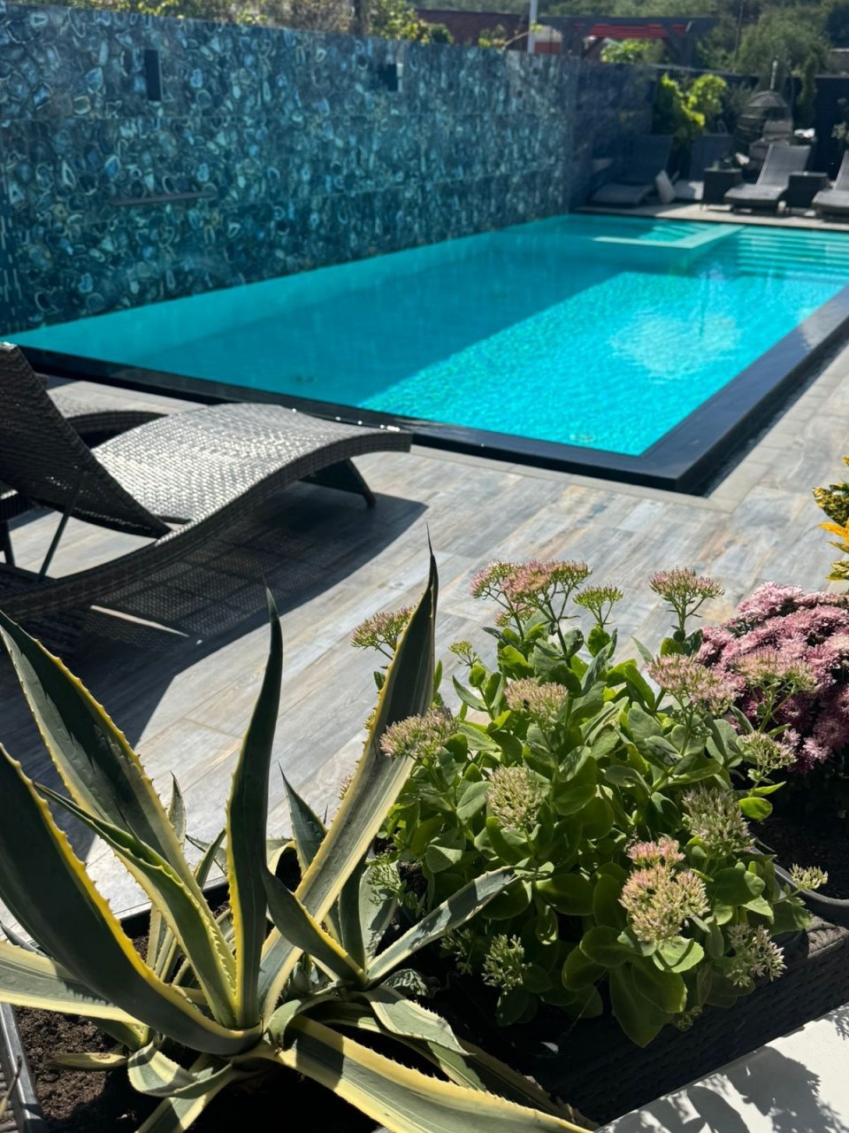 открытый теплый бассейн с детской зоной (01.10-30.04), Отель Villa Vita