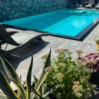 открытый теплый бассейн с детской зоной (01.10-30.04), Отель Villa Vita