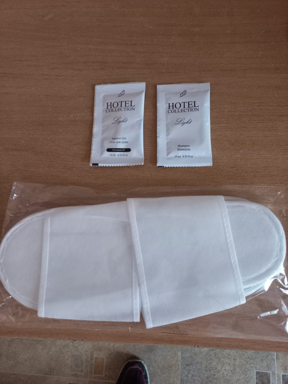 Номер (Однокомнатный стандартный двухместный номер с двуспальной кроватью), Гостиница Гостиный Двор