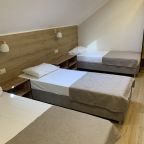 Трёхместный и более (Трехместный Стандарт Мансардный), Гостиница Фламинго