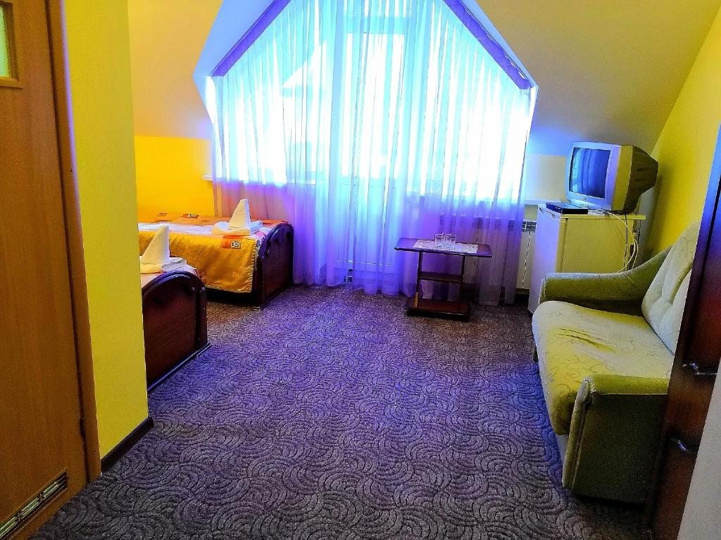 Двухместный (Стандартный двухместный номер с 2 отдельными кроватями) гостиницы Фотон, Домбай