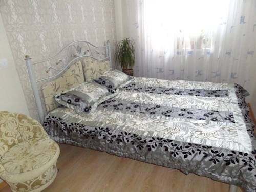 Апартаменты (2 спальни) гостевого дома Кисловодск на Клары Цеткин