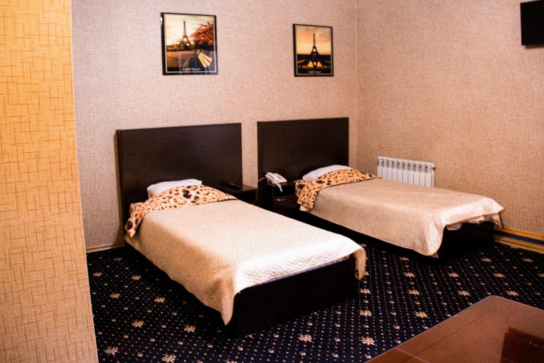 Двухместный (Номер СТАНДАРТ с одной двухспальной кроватью) гостиницы Классик, Уссурийск