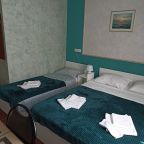 Сьюит (Полулюкс Делюкс), Гостевой дом Надежда