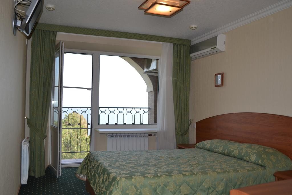 Двухместный (Стандартный двухместный номер с 1 кроватью и видом на море) санатория Тополь, Таганрог