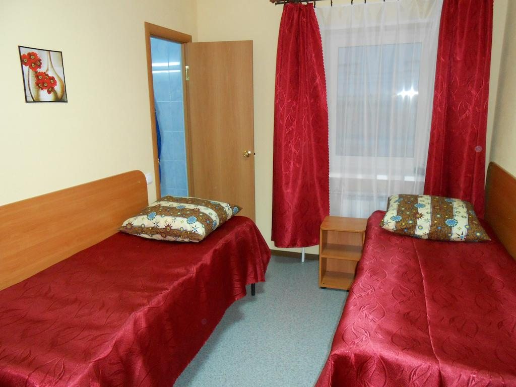 Двухместный (Двухместный номер с 2 отдельными кроватями) гостевого дома Рандеву, Череповец