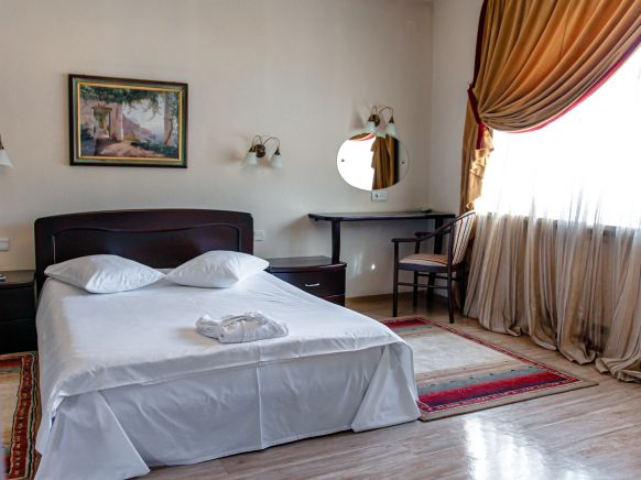 Фотография номера гостиницы Бутик-отель ПЕРСОНА