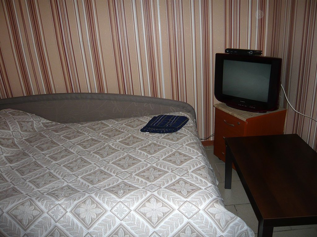 Одноместный (Стандарт № 8) гостиницы Виктория, Череповец