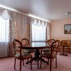 Люкс, Отель Ленинград